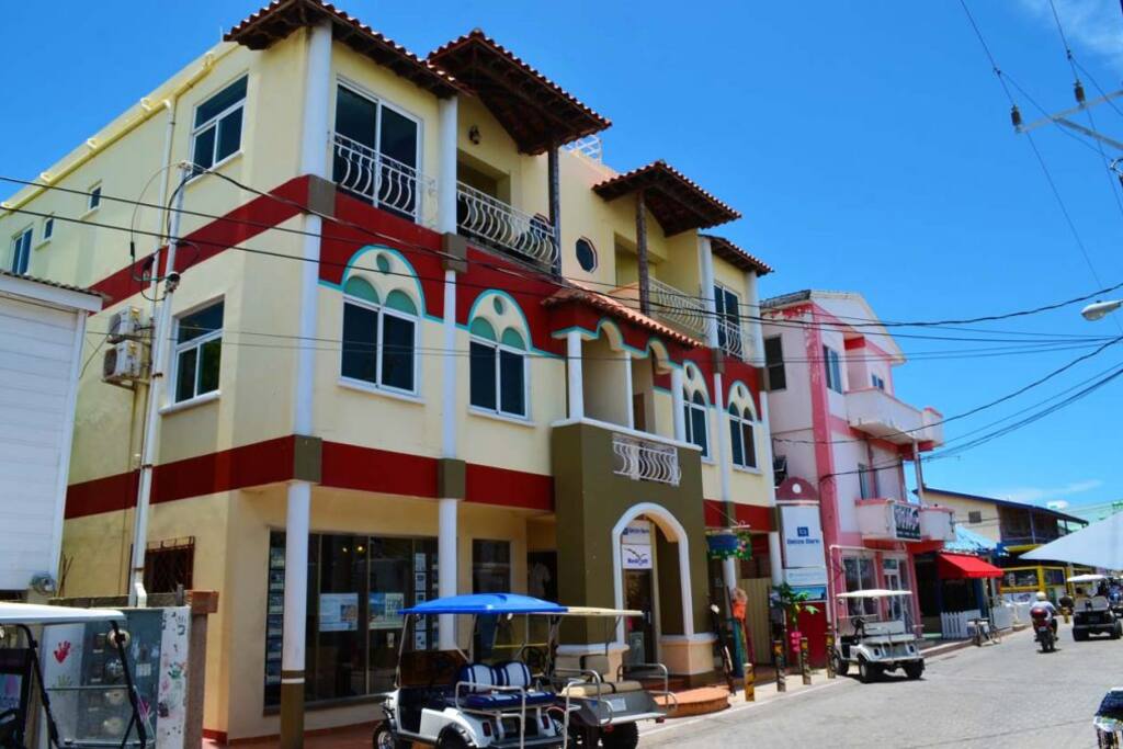 Penthouse (Right Balcony)
