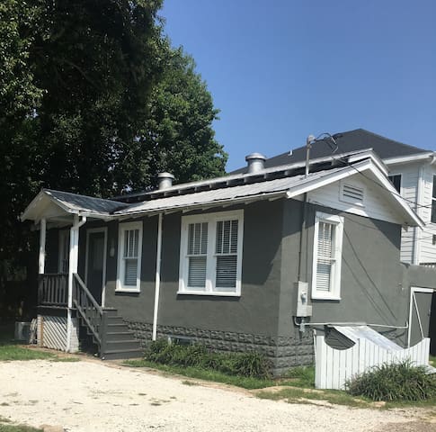 Camellia Cottage Cottages For Rent In Fairhope Alabama United