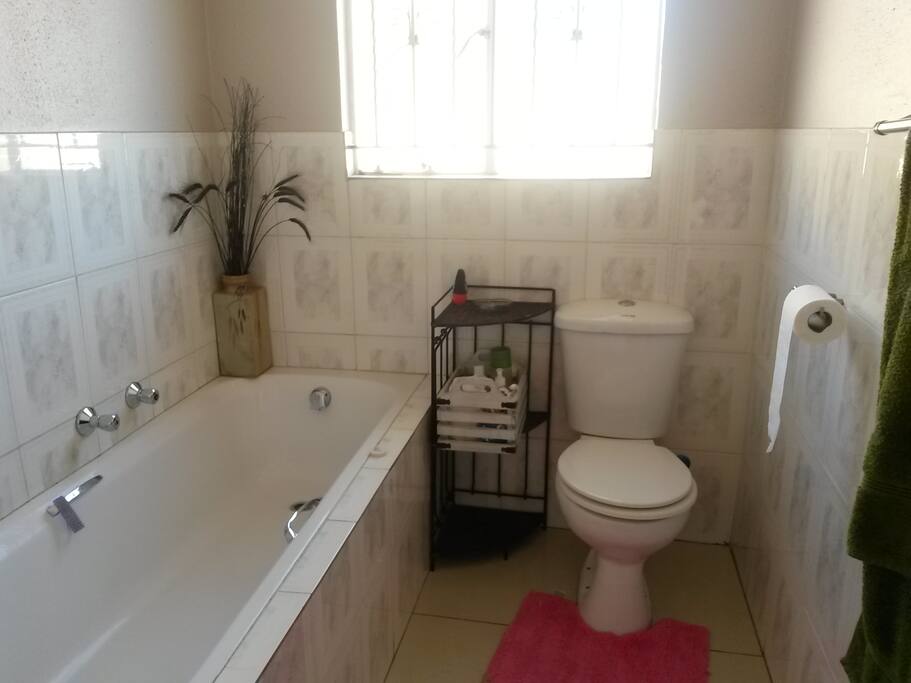 Main Bedroom En-suite