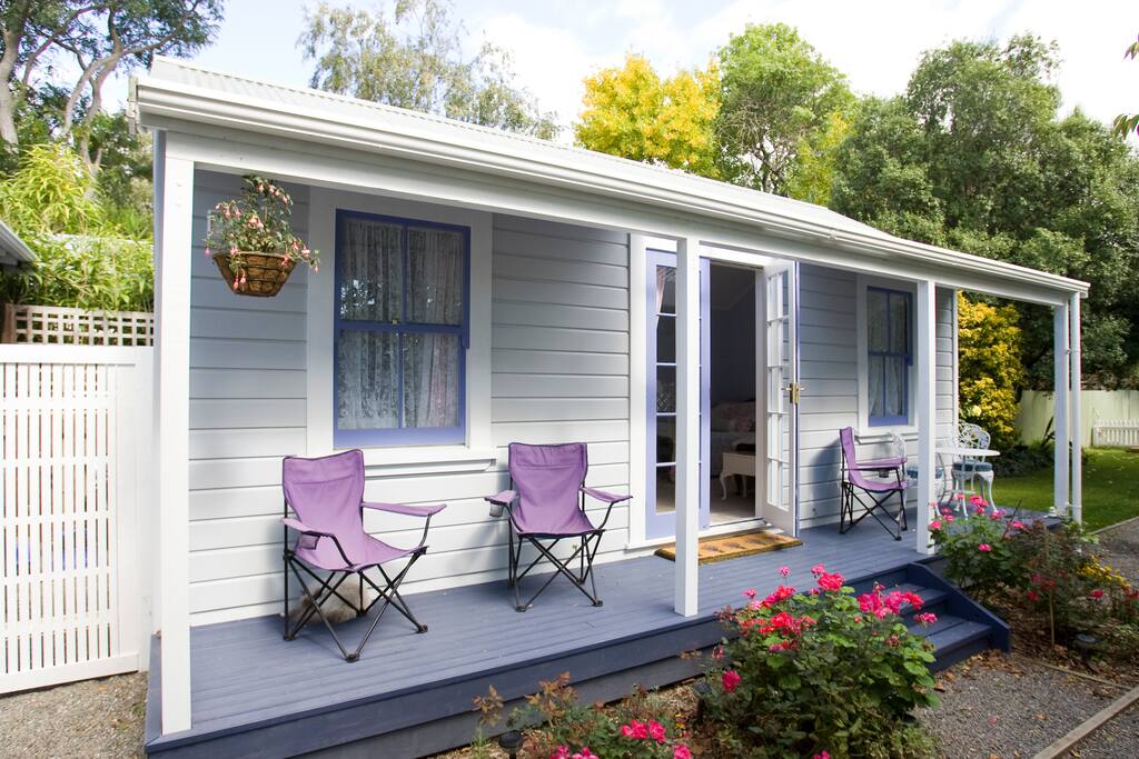 Rosebud Studio (separate unit)