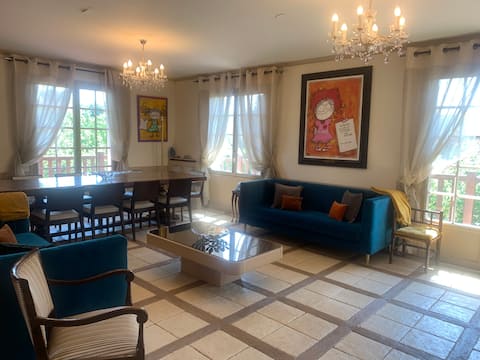 Successful Airbnb property: Beautiful House with 5 bedrooms - Good location in Tourgéville