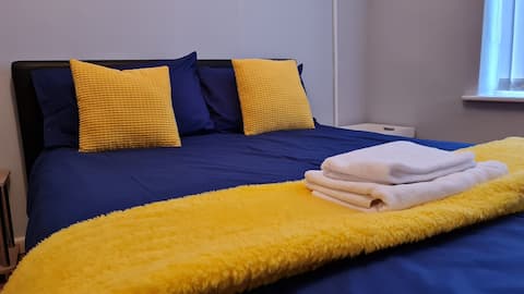 Top performing Airbnb: (J) Spacious | 6 Beds | Pkg | Long Stays in St Peter's