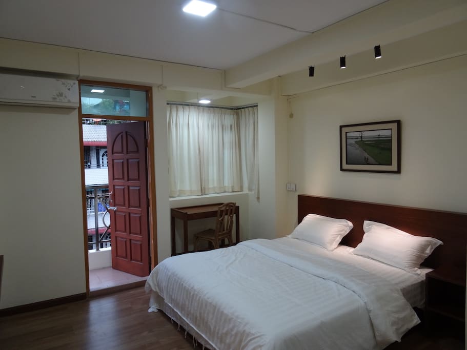 Bed 2 - Balcony