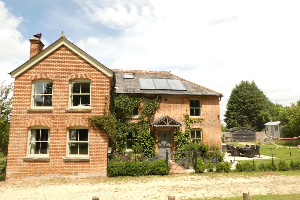 History + Luxury in The New Forest Houses for Rent in Brook, Lyndhurst, Hampshire, United Kingdom