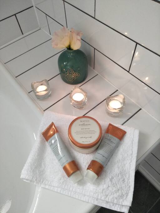 The cottage style bathroom