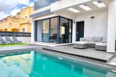 Villa de Luxe  à Orihela Costa