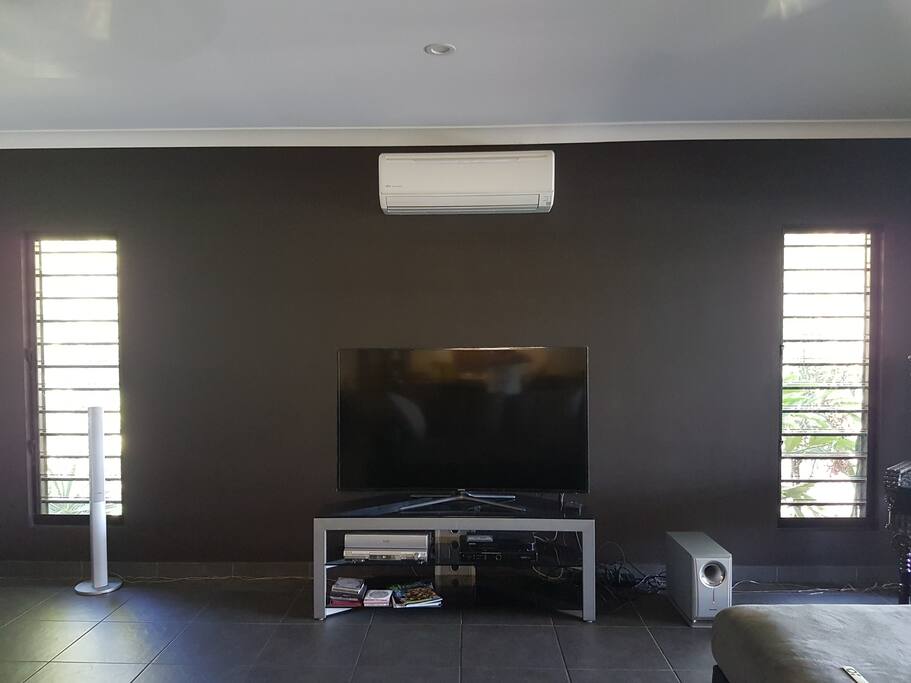 Huge 65 inch tv with foxtel and apple tv