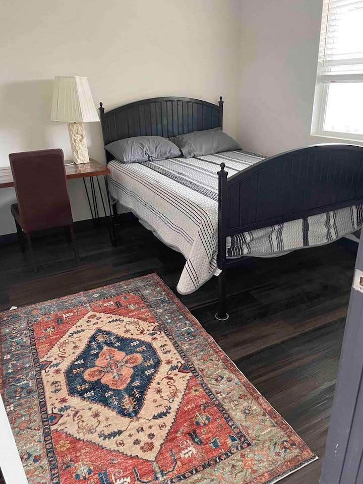 غرفة النوم 2