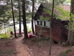 Waterfront+Cabin+on+Beautiful+Highland+Lake%21