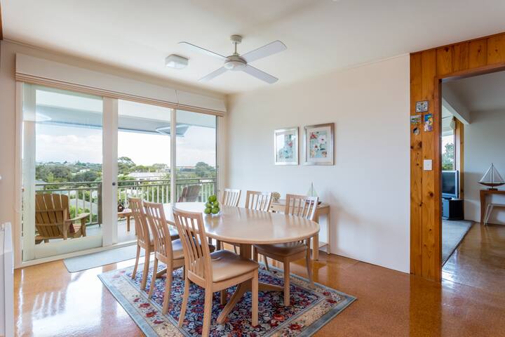 Sorrento St Pauls Retreat, Walk to the Beach,Sauna gallery image 5