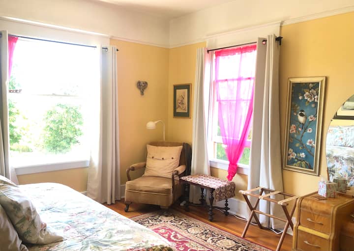 Holiday Rentals & Homes Washington, United States Airbnb