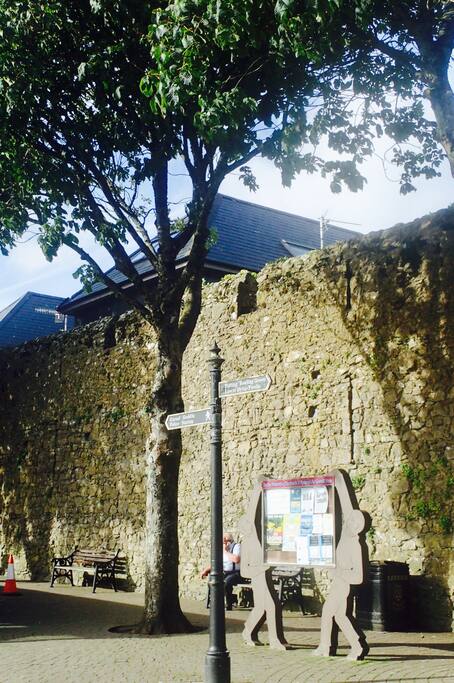 Nelson House tucked into the ancient town walls