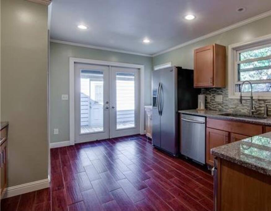 Huge kitchen will stainless appliances