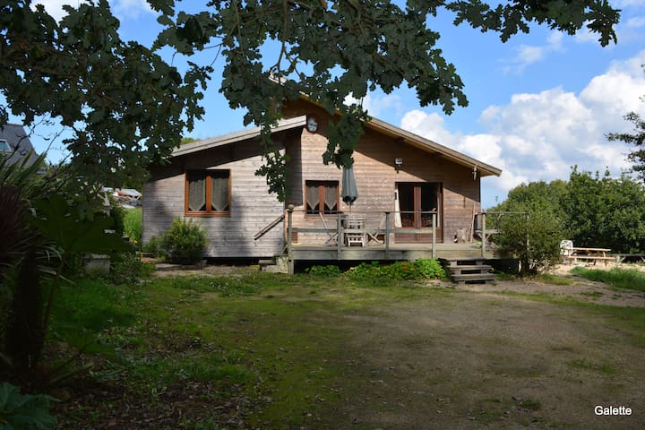 Maison et Jacuzzi pour 5 personnes