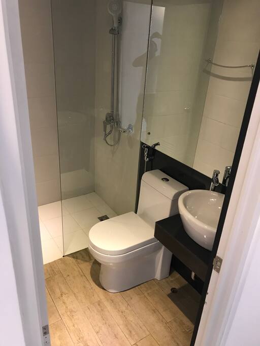 This is the bathroom. It is very clean, hot and cold shower (eco-friendly hot water , sourced from solar)