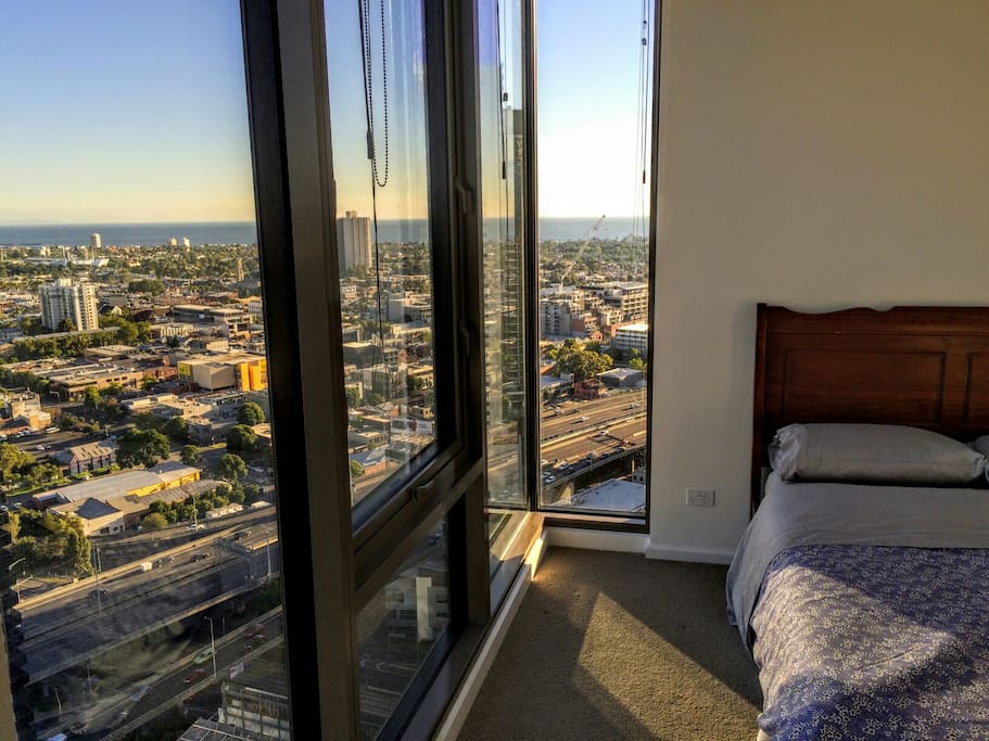 Guest's Private Bedroom