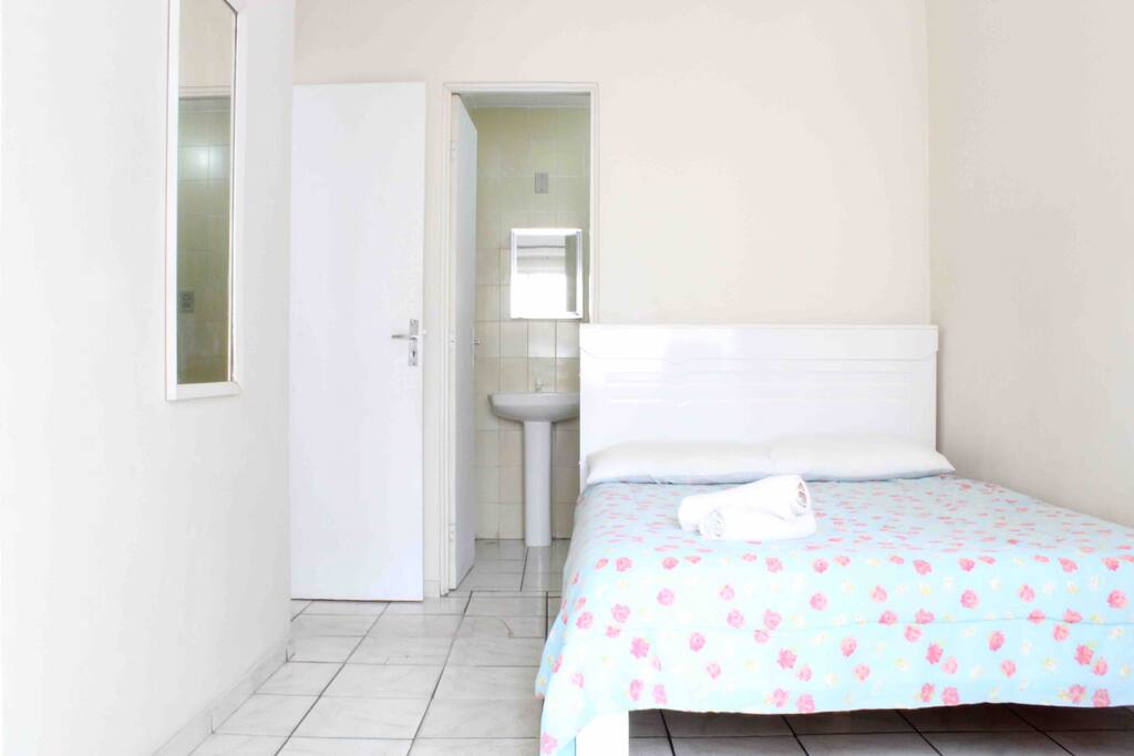 Quarto Casal
