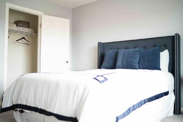 Bedroom 5 - 3rd floor - no bathroom included