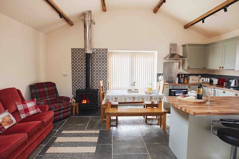 The Old Dairy- Boutique Cottage at Harrys Cottages