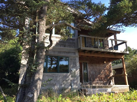 Treehouse