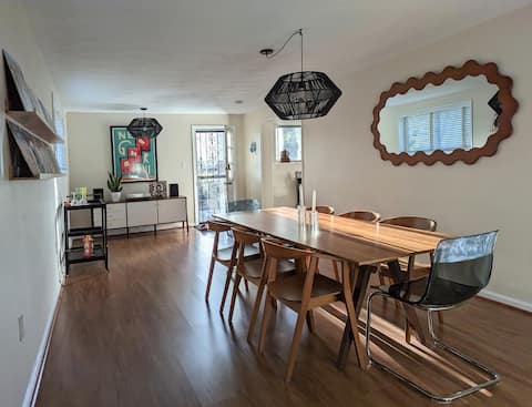 4BR Near UMD & DC | Yard + Fire Pit + Parking