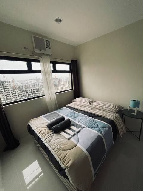 Condo W/ Fast Wi-Fi & Netflix near Oakridge Cebu