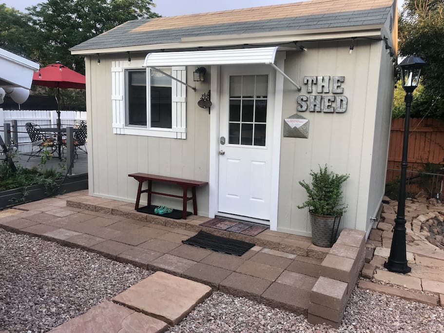 The shed is a unique little Retreat from the busy life, to get ready to rest for adventure.