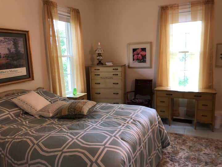 Dormitorio de abajo al sur