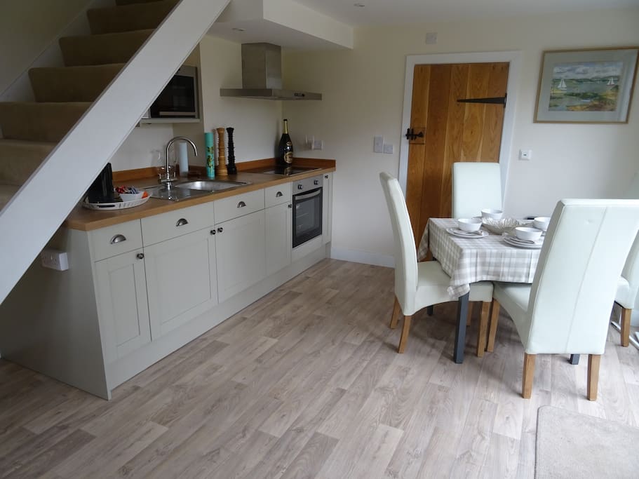 Open plan dining / kitchen area