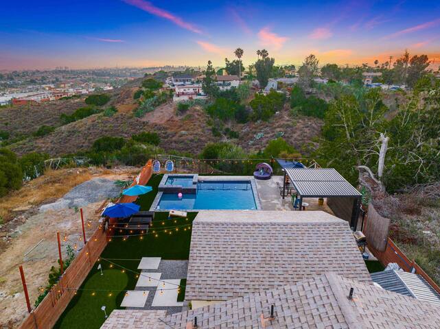 🦄Paradise View SD (Private Escape) 🌄 86” TV gallery image 5