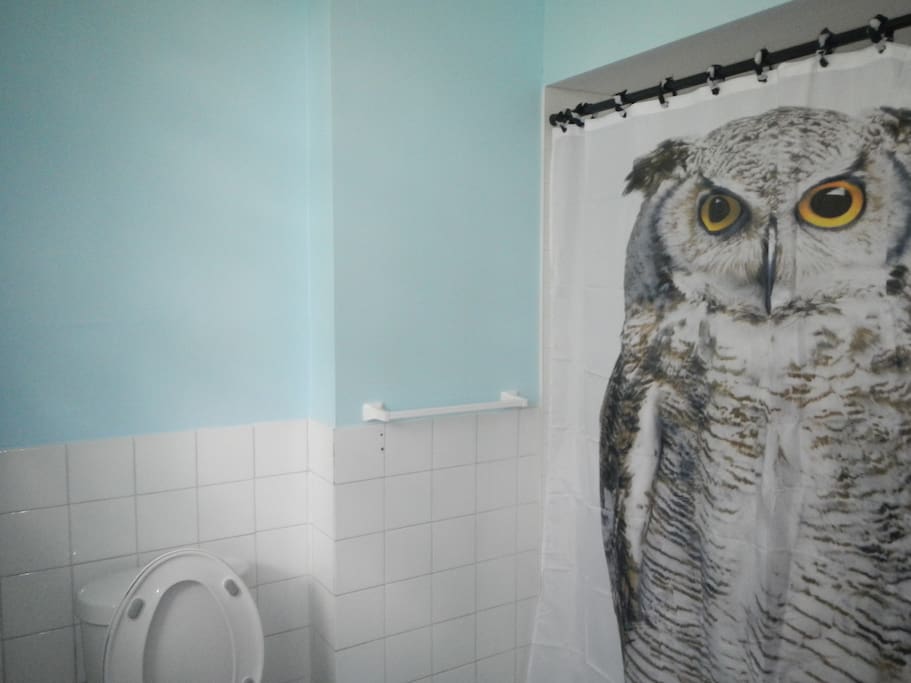 2nd Floor Bathroom