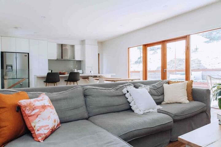 Hot Springs and Wineries Paradise House Rye Beach gallery image 3