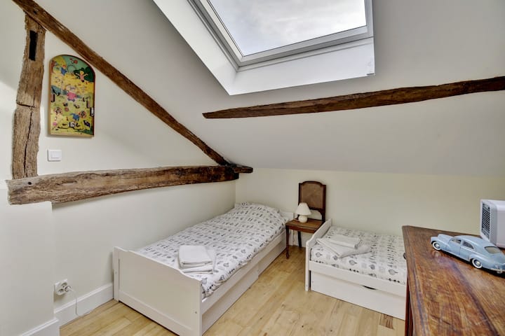 Chambre 6 / Room 6