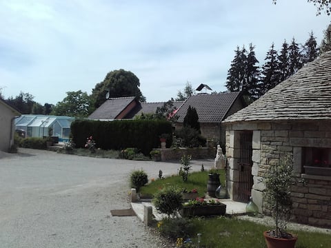 Popular Airbnb listing: The Cadole in Aube