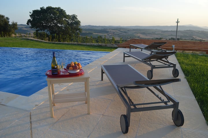 Renovated Barn With Infinity Pool - Tuscany