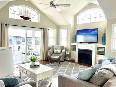 5-Star Beach Townhouse “White Sands & Sunsets”