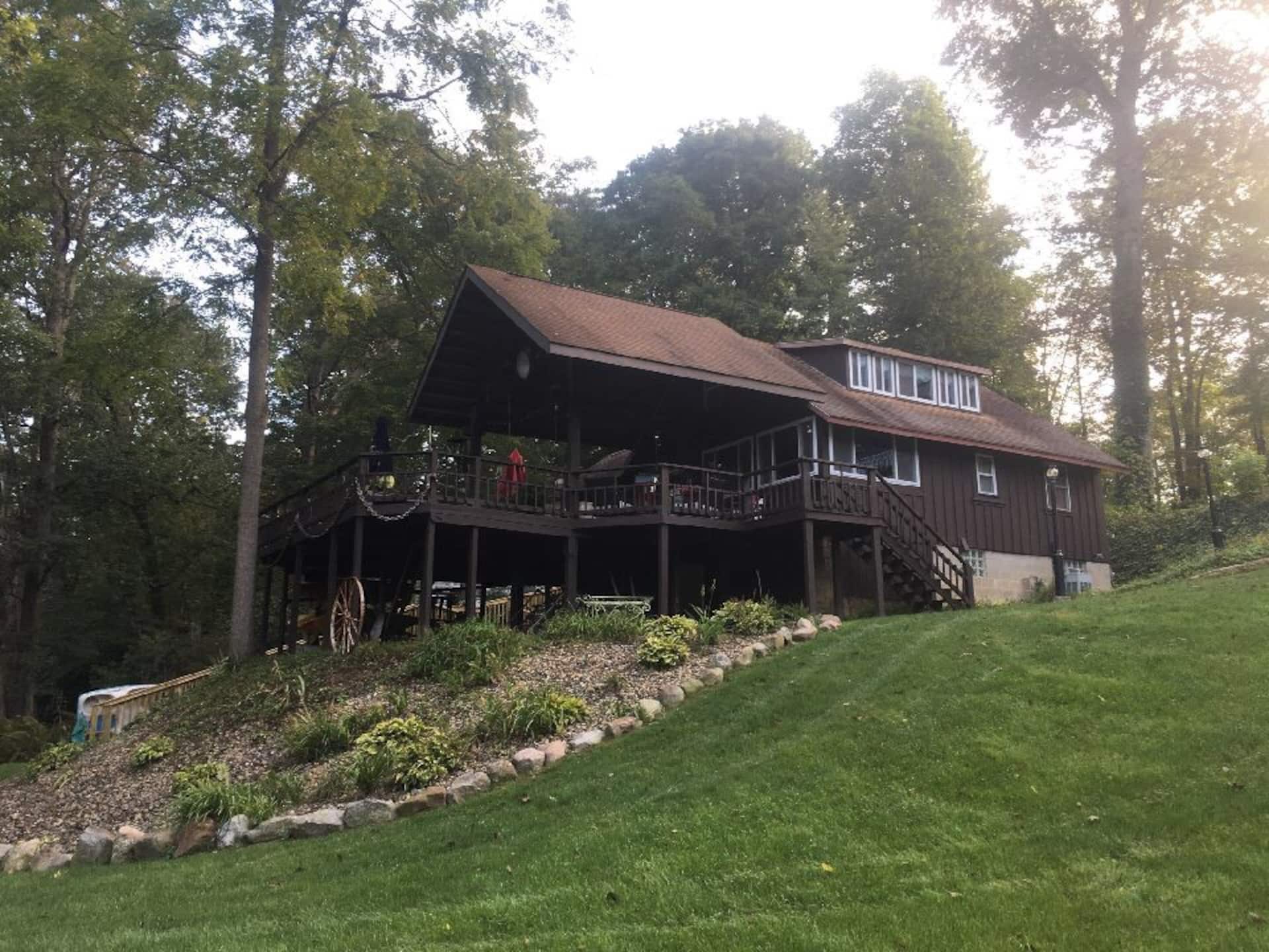Cottage at the Rock