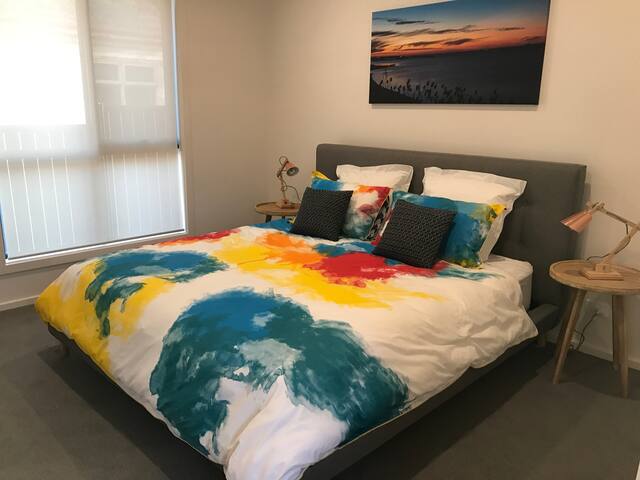 Luxury home with views -Portarlington town centre. gallery image 4