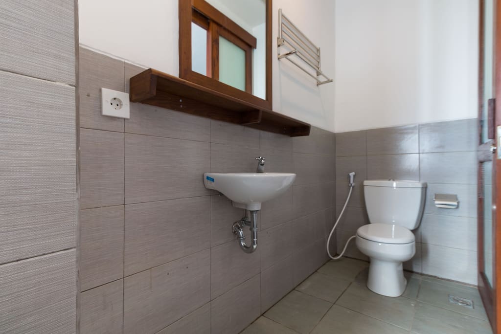 Studio - Shower