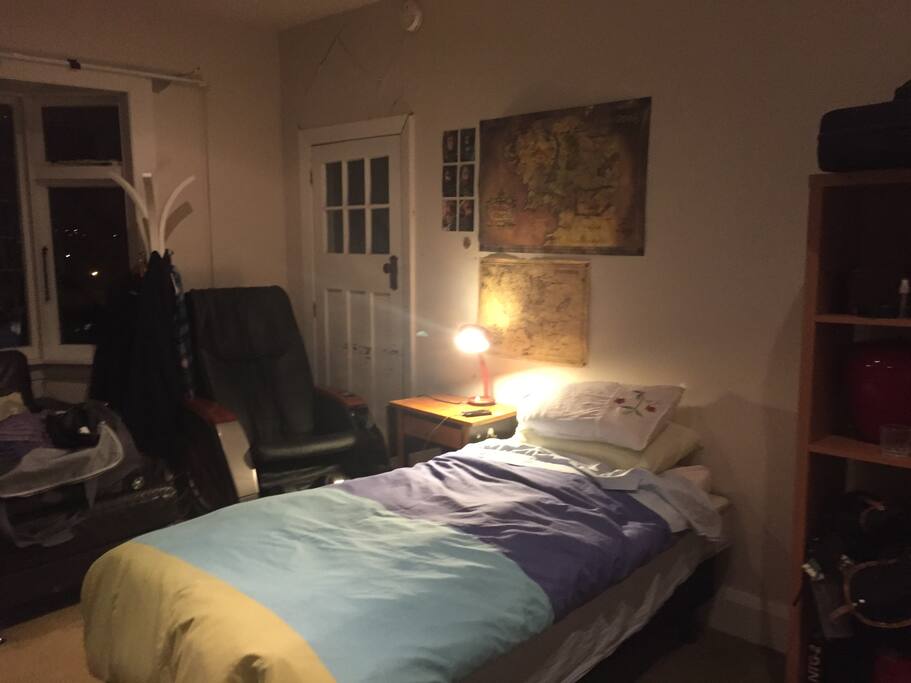 This is your large room. It will be tidy when you arrive. Free use of massage chair !