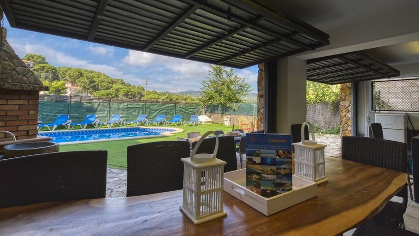 ♥ CostaCabana – Villa Nicky ♥ Lounge with BBQ gallery image 3