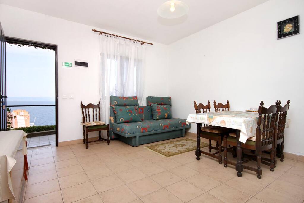 Dining room, Surface: 14 m²