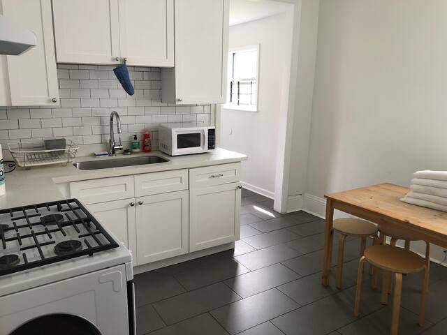 New Orleans Historic Mid City Home gallery image 2