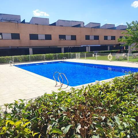 Ático con piscina y terraza