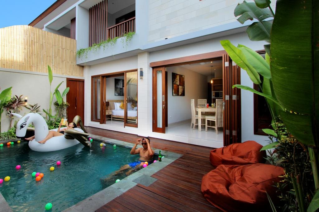 Nice Private Pool