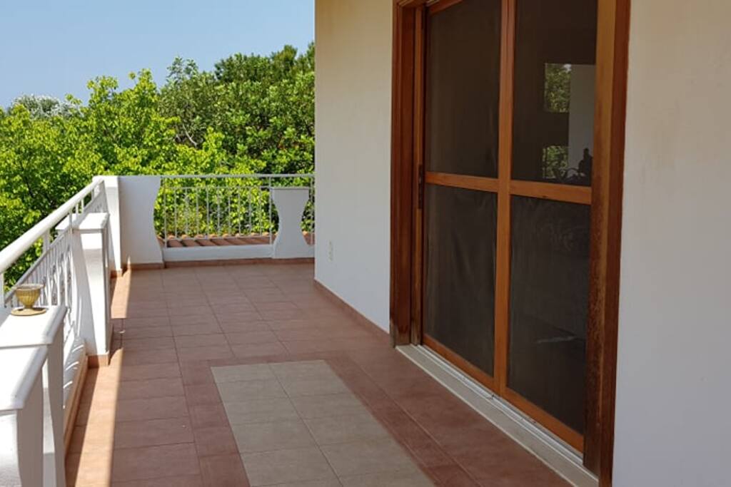 The first floor veranda.