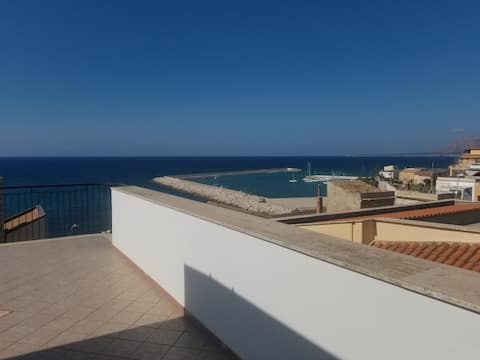 Casa Fabiana Wonderful penthouse floor with sea view