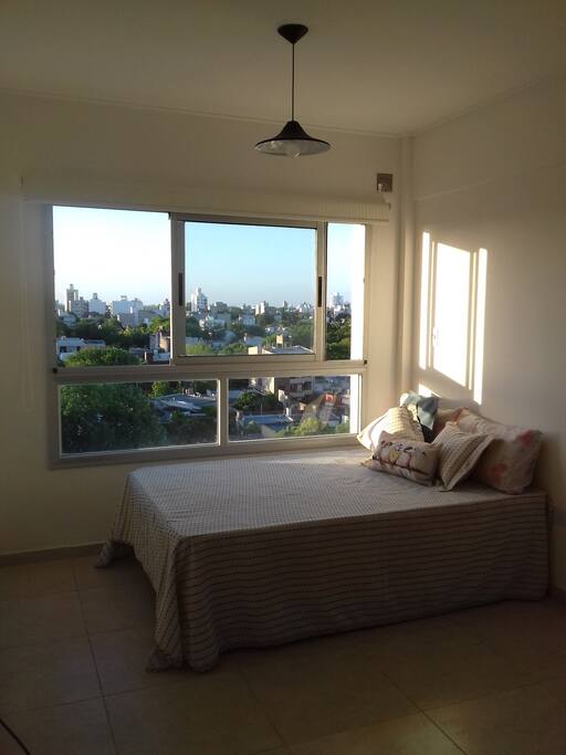 vista panorámica y cama doble