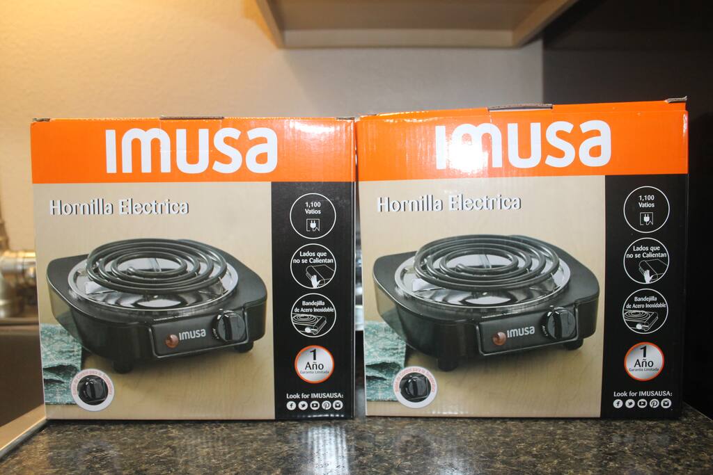 2 stovetop burners