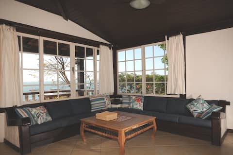 Linda casa na Orla Bardot